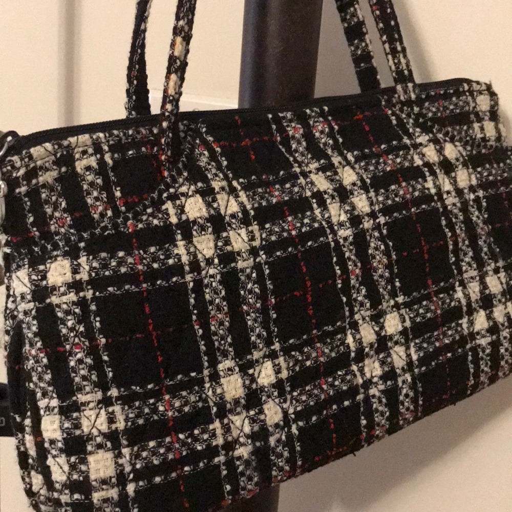 Vera Bradley pocketbook